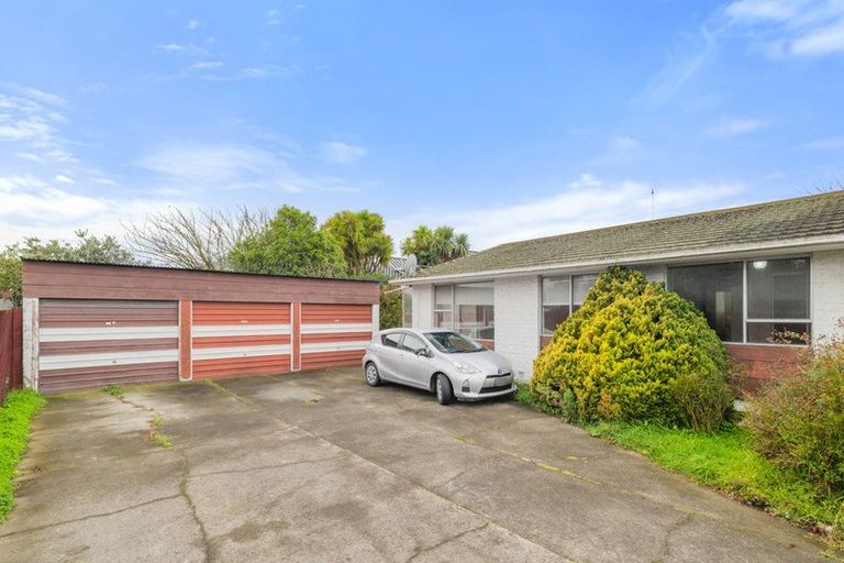Photo of property in 4/345 Worcester Street, Linwood, Christchurch, 8011