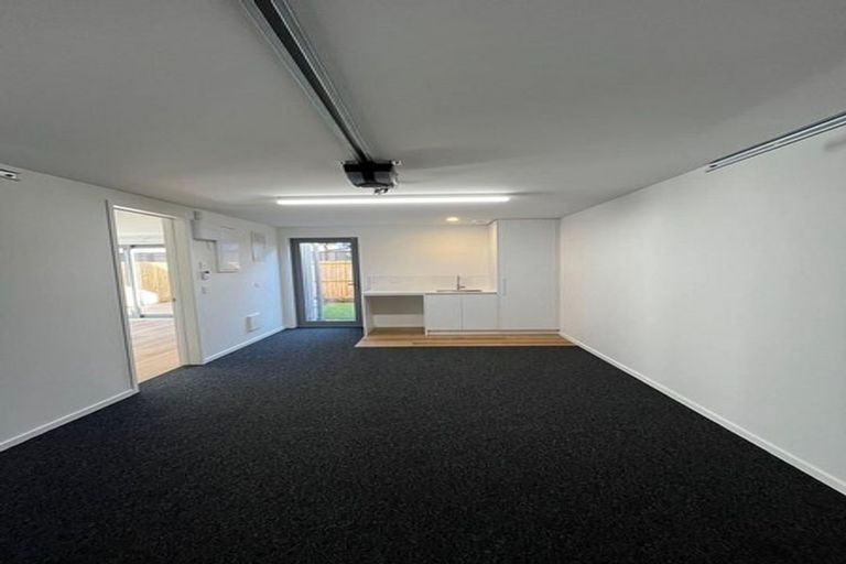 Photo of property in 112c Edgeware Road, St Albans, Christchurch, 8014