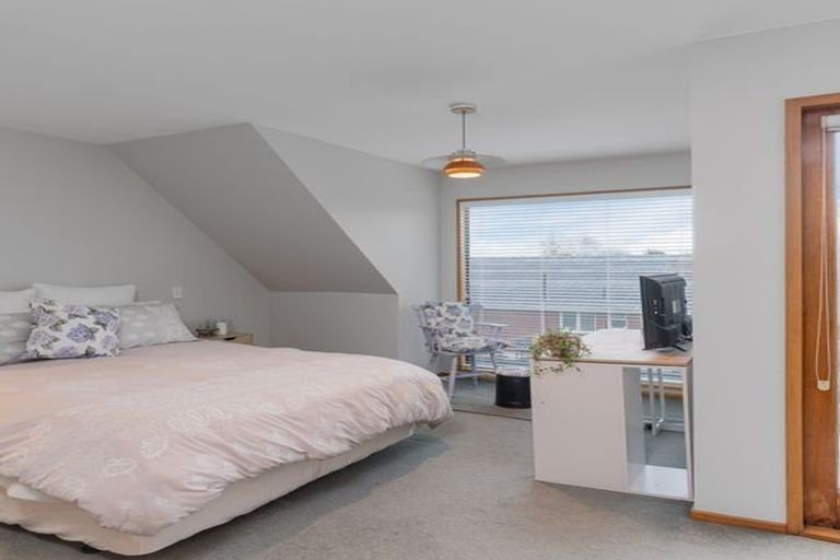 Photo of property in 52 Arlington Street, Burnside, Christchurch, 8053