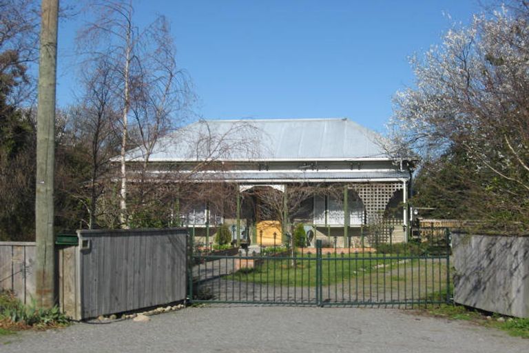 Photo of property in 24 Papawai Road, Greytown, 5712