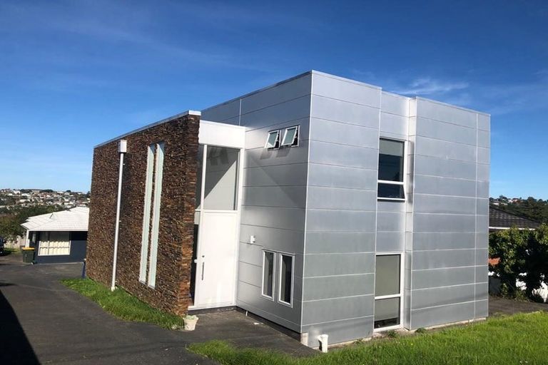 Photo of property in 103 Coronation Road, Hillcrest, Auckland, 0627