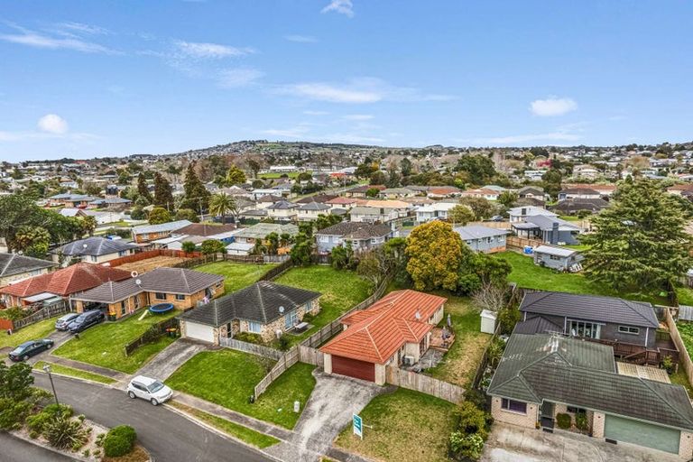 Photo of property in 10 Marblewood Grove, Pukekohe, 2120