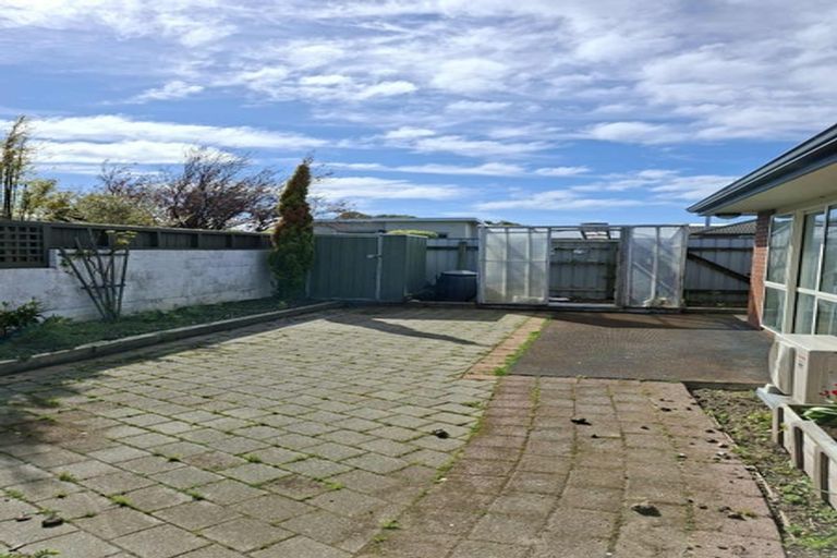 Photo of property in 120 Newcastle Street, Windsor, Invercargill, 9810