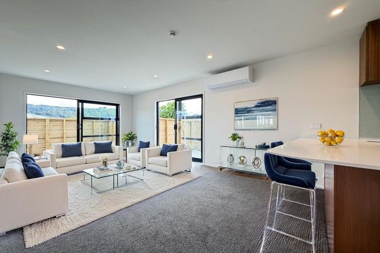 Photo of property in 16b Joseph Grove, Elderslea, Upper Hutt, 5018