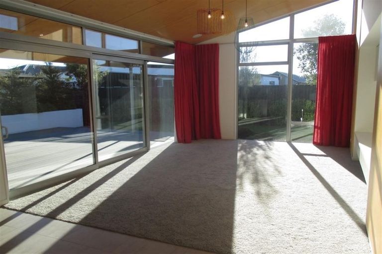 Photo of property in 37 Hamill Road, Halswell, Christchurch, 8025