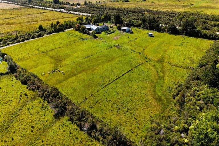 Photo of property in 1 State Highway 67, Westport, 7891