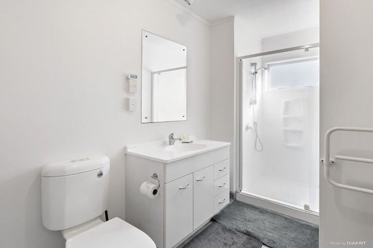 Photo of property in 9/3 Kelvin Grove, Te Aro, Wellington, 6011