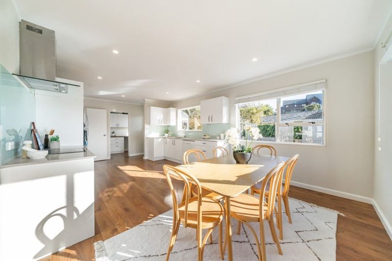 Photo of property in 18 Yarrow Place, Papakowhai, Porirua, 5024