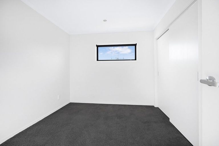 Photo of property in 10/3 Korimako Street, Frankton, Hamilton, 3204