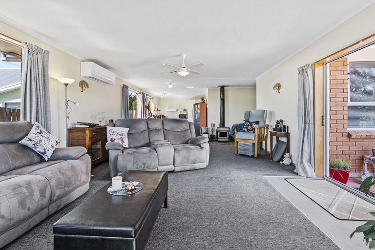 Photo of property in 13 Omahau Crescent, Twizel, 7901