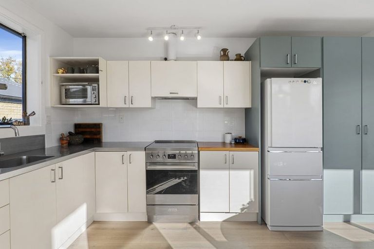 Photo of property in 20 Wilding Street, Saint Martins, Christchurch, 8022