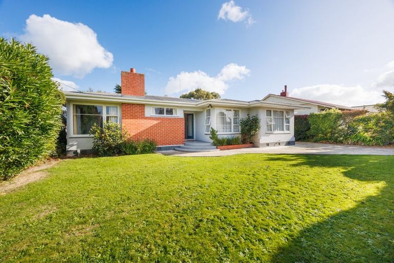 Photo of property in 90 Wood Street, Takaro, Palmerston North, 4410