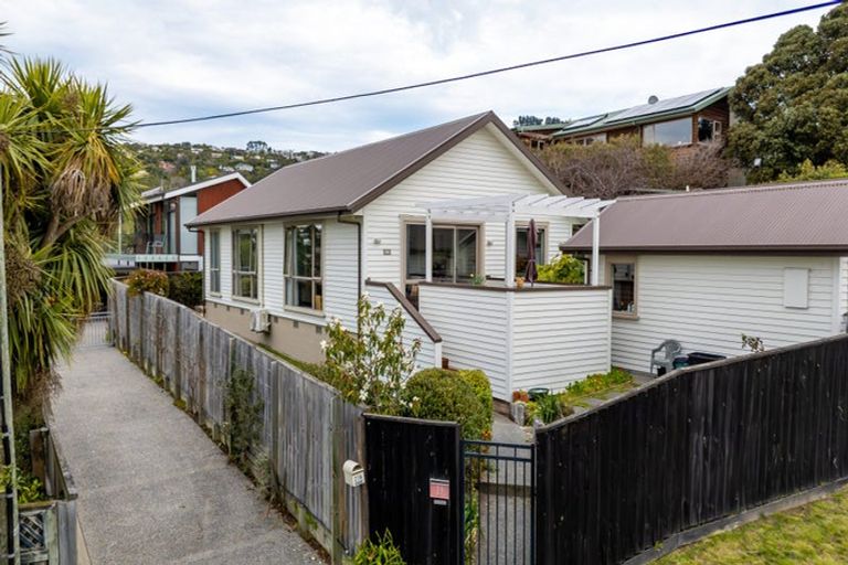Photo of property in 29 Moncks Spur Road, Redcliffs, Christchurch, 8081