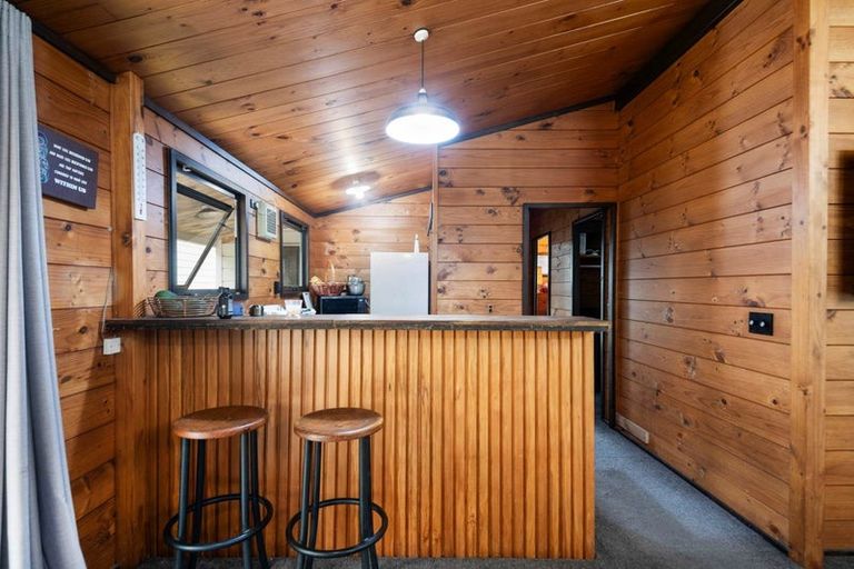 Photo of property in 5 Pinehurst Place, Wattle Downs, Auckland, 2103