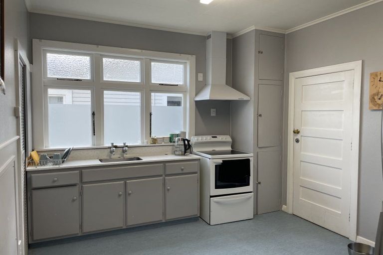 Photo of property in 77 Tahunanui Drive, Tahunanui, Nelson, 7011