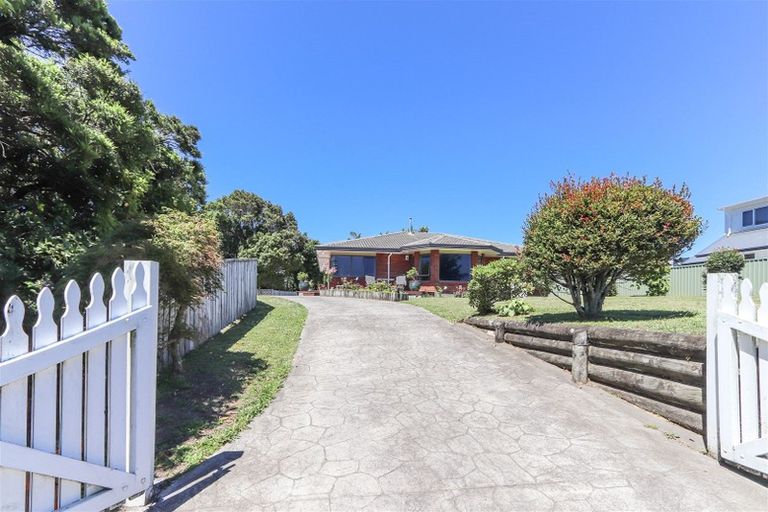 Photo of property in 65 Rata Street, Inglewood, 4330