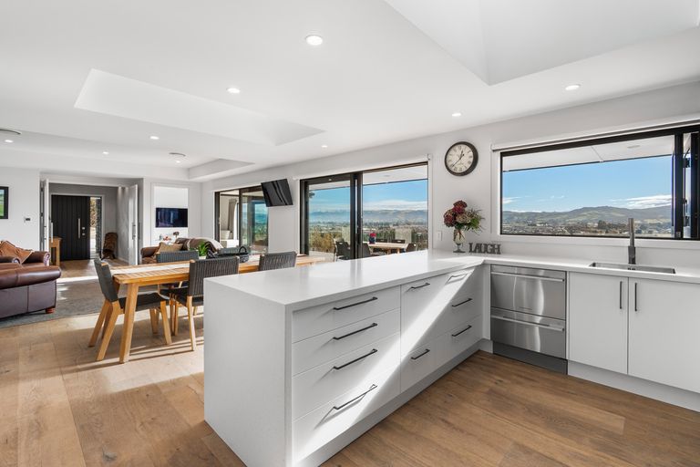 Photo of property in 15 Pomerania Way, Mosgiel, 9024