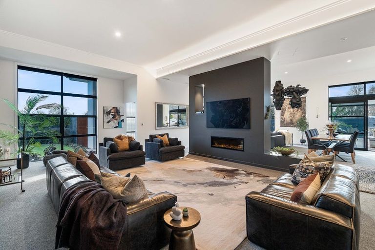 Photo of property in 1 Ashford Avenue, Prebbleton, 7604