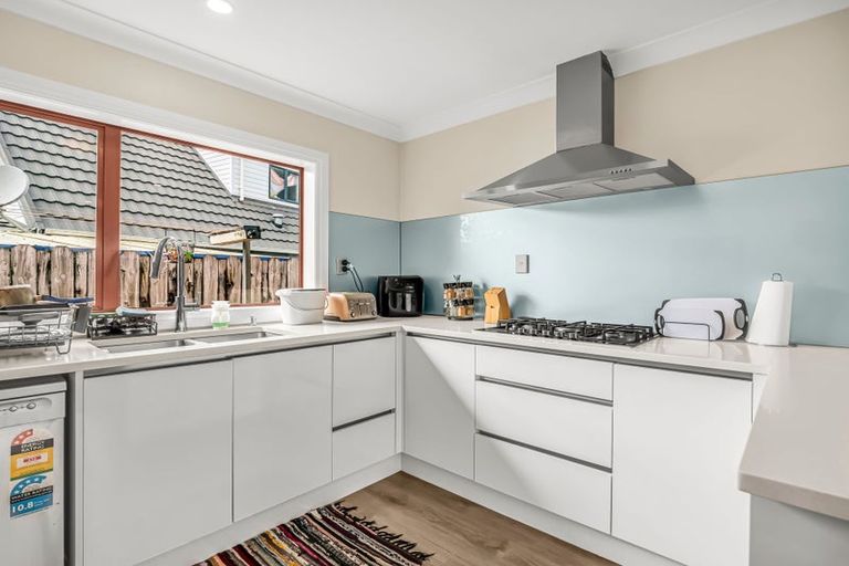 Photo of property in 24 San Domingo Rise, Henderson, Auckland, 0612