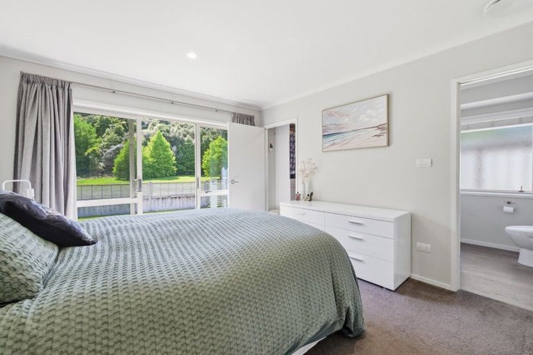 Photo of property in 11 Barometer Way, Pyes Pa, Tauranga, 3112