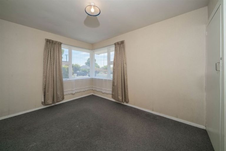 Photo of property in 17 Whitehall Street, Mairehau, Christchurch, 8013