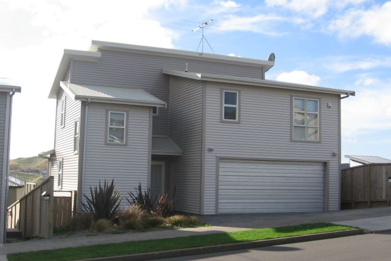 Photo of property in 68 Waverton Terrace, Churton Park, Wellington, 6037