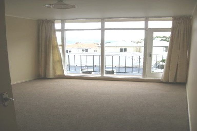 Photo of property in 7/4 Scarborough Terrace, Mount Victoria, Wellington, 6011