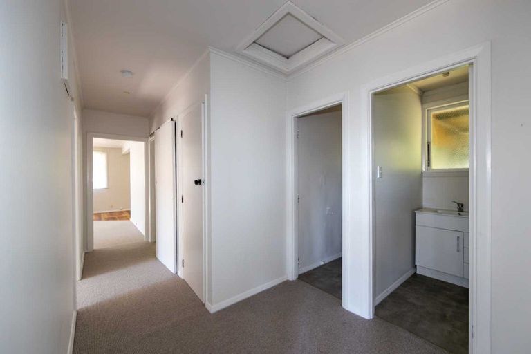 Photo of property in 321 Tui Place, Camberley, Hastings, 4120