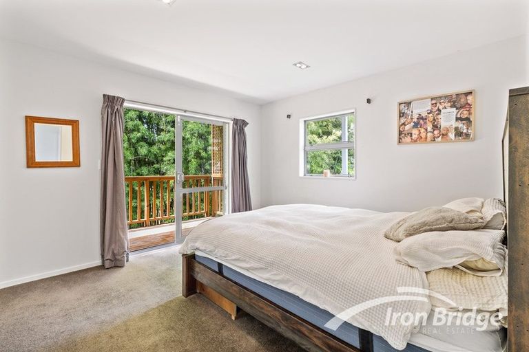 Photo of property in 2/49 Lysander Crescent, Beach Haven, Auckland, 0626