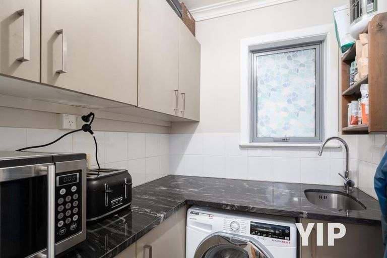Photo of property in 5 Hallewell Crescent, Johnsonville, Wellington, 6037