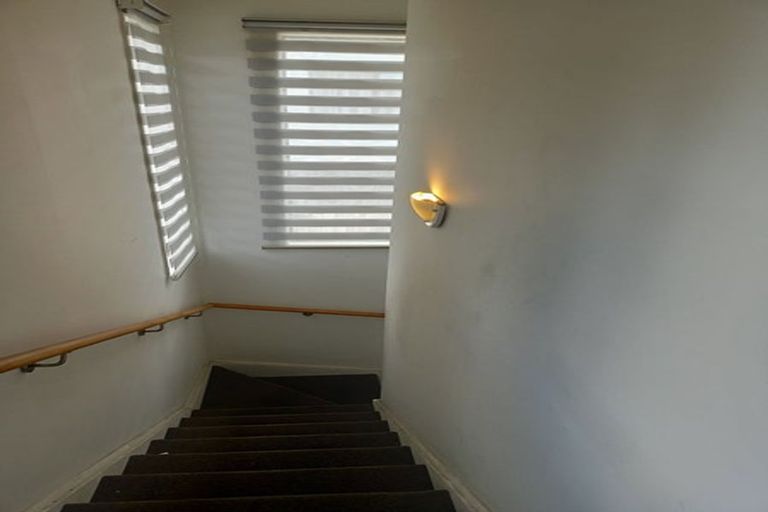 Photo of property in 1/107 Knighton Road, Hillcrest, Hamilton, 3216