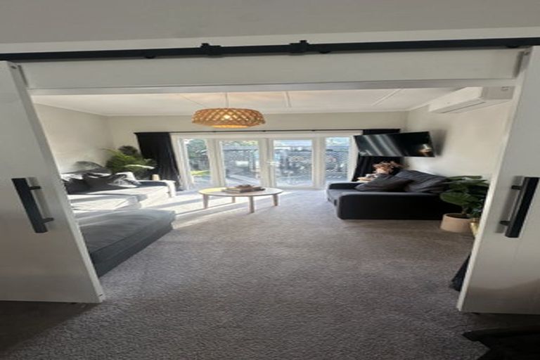 Photo of property in 10 Byron Street, Petone, Lower Hutt, 5012