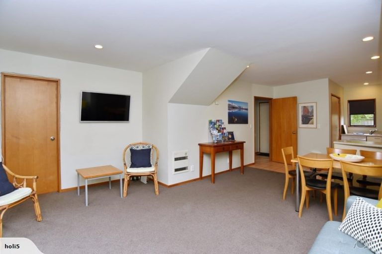 Photo of property in 40b Picton Avenue, Riccarton, Christchurch, 8011