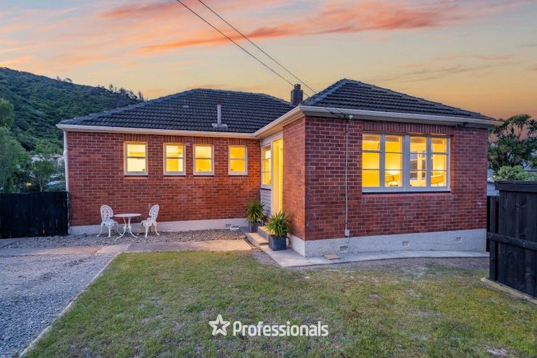 Photo of property in 40 Judd Crescent, Naenae, Lower Hutt, 5011