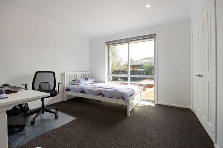 Photo of property in 5 Compton Grove, Huntington, Hamilton, 3210