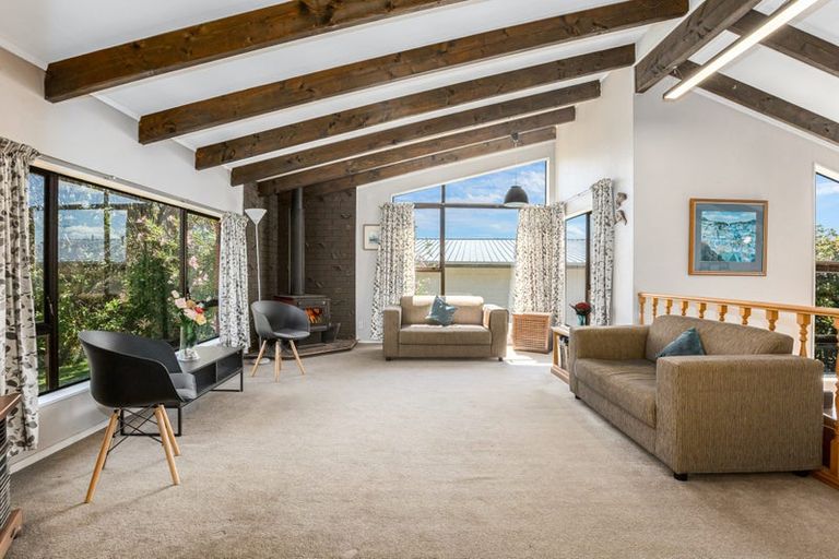 Photo of property in 23 Exploration Way, Whitby, Porirua, 5024