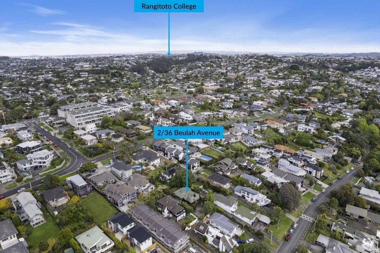 Photo of property in 2/36 Beulah Avenue, Rothesay Bay, Auckland, 0630