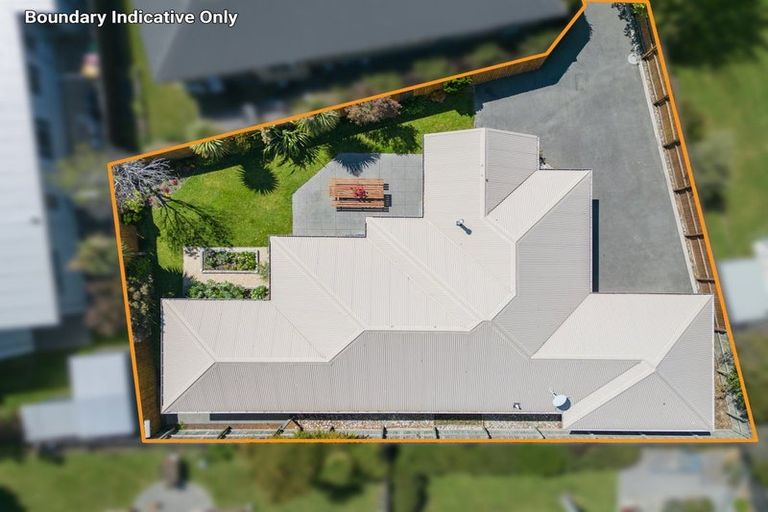 Photo of property in 8 Sienna Court, Aidanfield, Christchurch, 8025