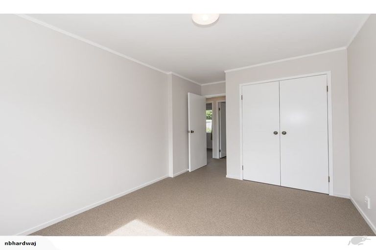 Photo of property in 5 Petrel Place, Massey, Auckland, 0614