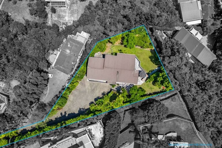 Photo of property in 1100a Whangaparaoa Road, Tindalls Beach, Whangaparaoa, 0930