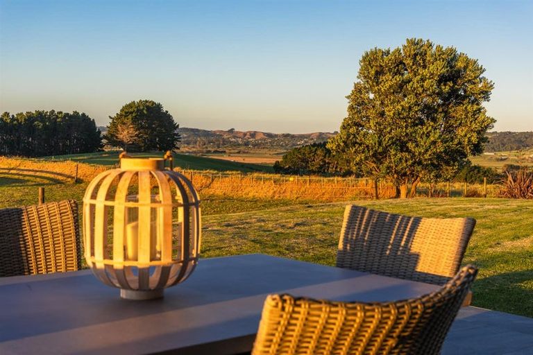 Photo of property in 135b Hutchinson Road, Helensville, 0875