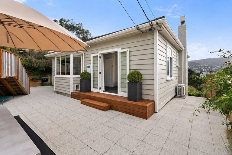 Photo of property in 83 Sefton Street, Wadestown, Wellington, 6012