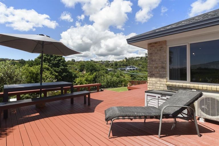 Photo of property in 22 Mamaku Rise, Welcome Bay, Tauranga, 3112