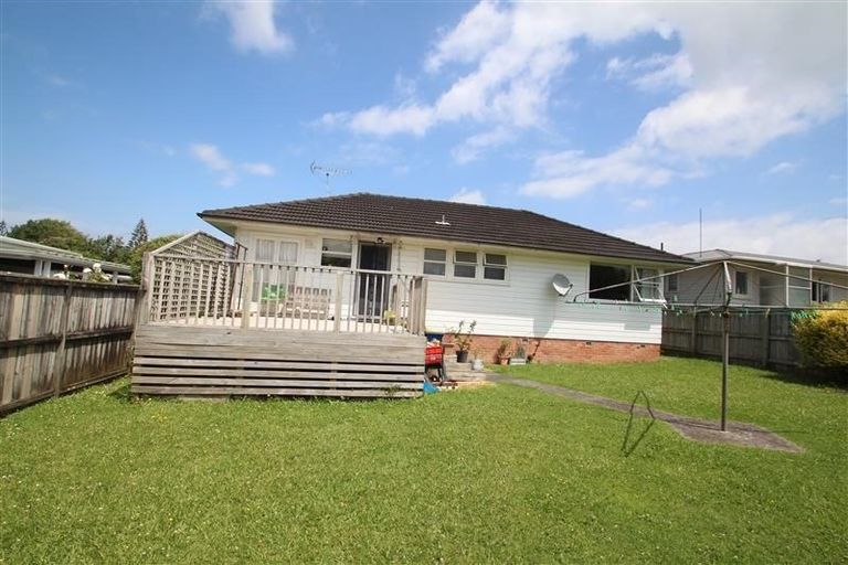 Photo of property in 20 Eskdale Road, Birkdale, Auckland, 0626