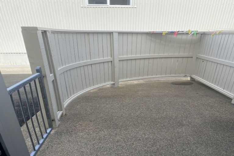 Photo of property in 7u7 Henry Street, Kilbirnie, Wellington, 6022