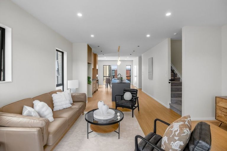 Photo of property in 9 Coast Garden Drive, Hobsonville, Auckland, 0616