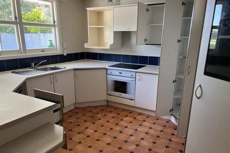 Photo of property in 6 Colligan Street, Upper Riccarton, Christchurch, 8041