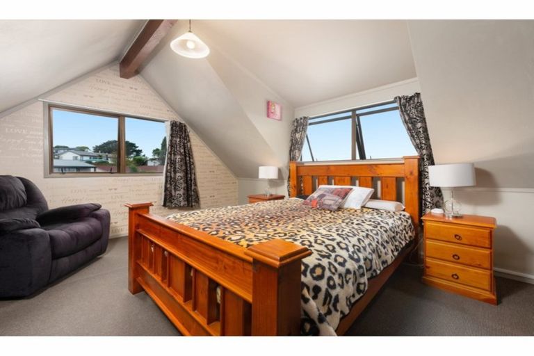 Photo of property in 13 Pokapu Place, Bethlehem, Tauranga, 3110