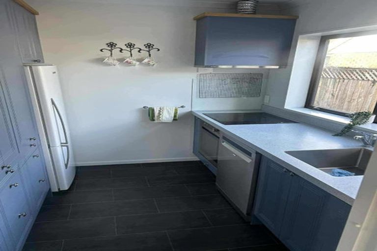 Photo of property in 3/60 Garden Road, Avalon, Lower Hutt, 5011