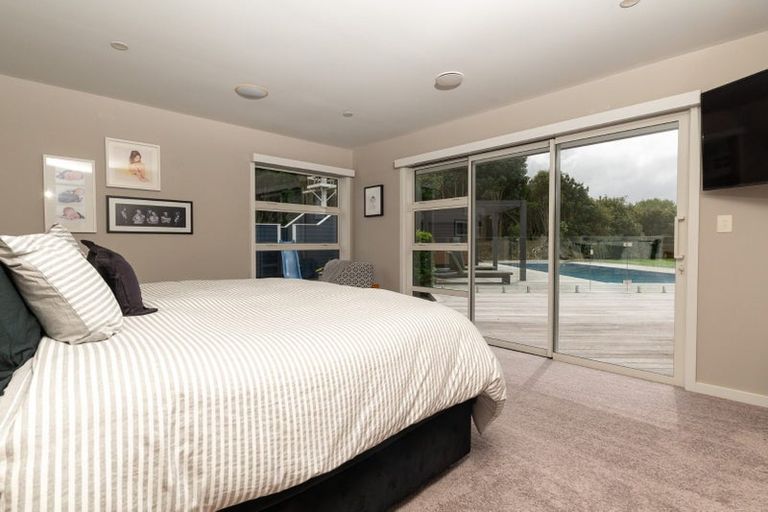 Photo of property in 16 Burberry Road, Karaka, Drury, 2578